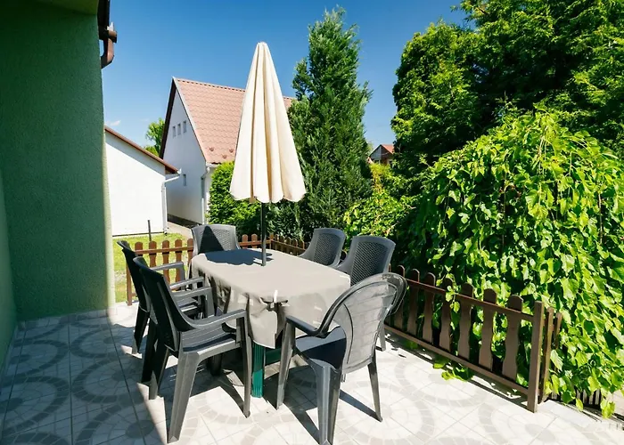 By Interhome Case de vacanță